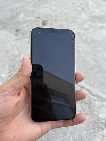 zero flip infinix: IPhone X, 128 GB, Ağ, Qırıq — 1