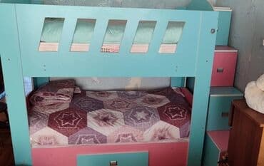 əkiz uşaq şəkilləri: Oğlan və qız üçün, İşlənmiş, Çarpayı, Matras ilə, Siyirməli — 1