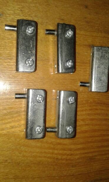 Mebel şüşəsi üçün ilgək satılır. Biri 1 manat. 12 ədəd var lalafo.az -da Mebel şüşəsi üçün ilgək satılır. Biri 1 manat. 12 ədəd var