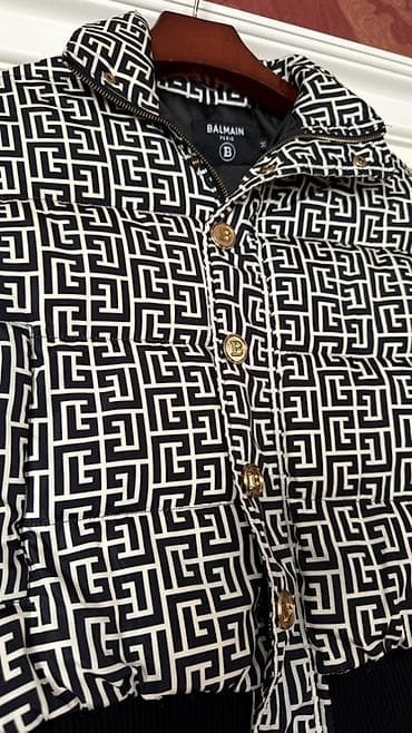 ağ kurtka: Puxovik kurtka, Balenciaga, S — 3