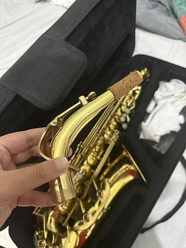 Saksofonlar: Saksofon yamaha alt, 2 ay istifadə olunub, vəziyyəti çox yaxşıdır. Heç — 3