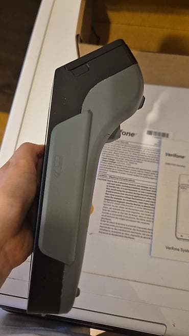 Verifone X990 POS terminalı Xüsusiyyətlər: - Android əsaslı ağıllı