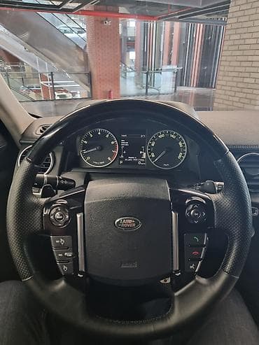 radiator işlənmiş: Land Rover Discovery: 3 l | 2015 il 140000 km Ofrouder/SUV — 7