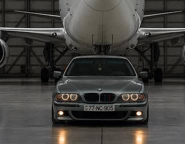 masin bmw: BMW 5 series: 2.5 l | 2001 il Sedan — 1