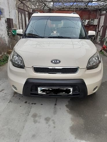 dumannı faralar: Kia Soul: 1.6 l | 2010 il Krossover — 1