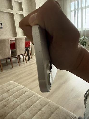 iphone x barter: IPhone 13, Ağ — 6