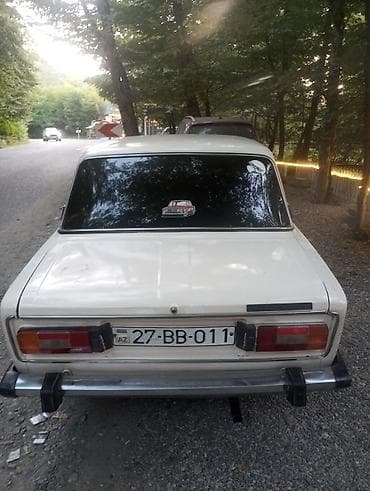 VAZ 2106 sedan – klassik model Xüsusiyyətlər: - Kuzov: 4 qapılı