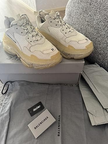 ayaqqab: Balenciaga Triple S krossovkaları - Model: Balenciaga Triple S - — 2