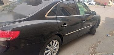 Hyundai Grandeur (Azera) sedan - Kuzov: qara rəng, 4 qapı, geniş — 6