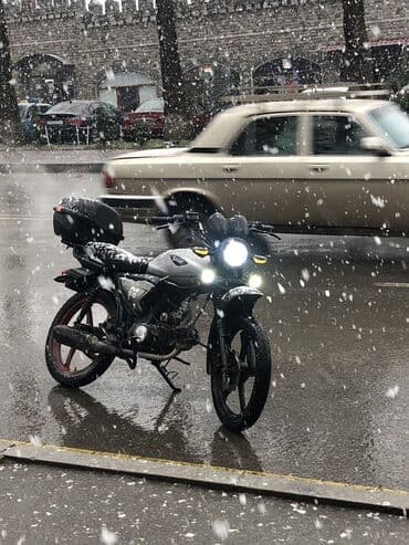 Salam Aleykum ideyal vezyededir hec bir problemi yoxdu alqi satqi