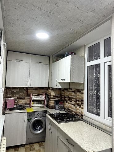 goycayda evler: Bakı, Qaraçuxur qəs., 3 otaqlı, Köhnə tikili, m. Neftçilər, 59 kv. m — 1