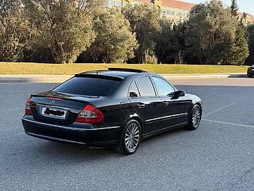 kiçik maşın: Mercedes-Benz E 270: 2.7 l | 2002 il Sedan — 4