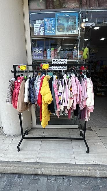 2 eded vitrin birlikdə 250 AZN satılır ünvan Novxanı ✨ Pərvin ✅ 0101 — 4