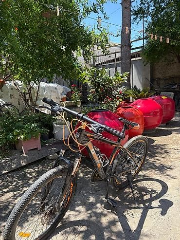 matorlu velo: Yol velsipedidir. Problemləri: 1. Qabağ təkərin əyləci qırığdır 2 — 1