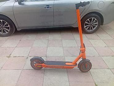 Elektrik skuter – narıncı rəngli, şəhər istifadəsi üçün komfortlu və — 6