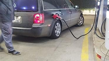 BMW: Marka/model: Volkswagen Passat - Kuzov: universal (Variant), 5 qapı - — 2