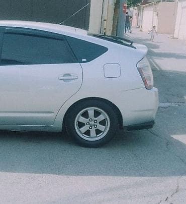Yağlar və avtokimyəvi maddələr: Toyota Prius: 1.5 l | 2007 il Hetçbek — 8
