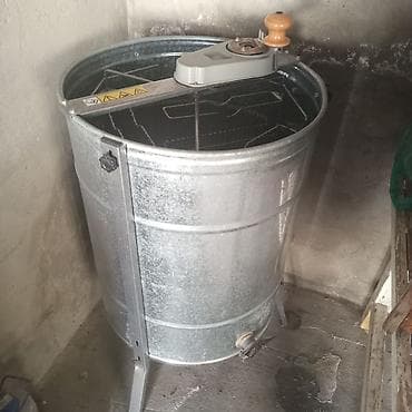 Arı balı çıxarmaq üçün əl tipli mərkəzdənqaçma ekstraktor - Material — 1