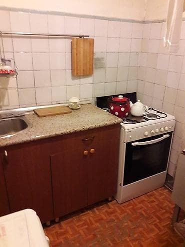 ev kirayesi: Kiraye verilir 2 otaqli ev, memar ecemi metrosunun cixisinda, 87 — 3