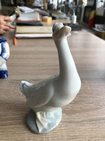 qedimi pullar: Винтажная фарфоровая фигура — 2