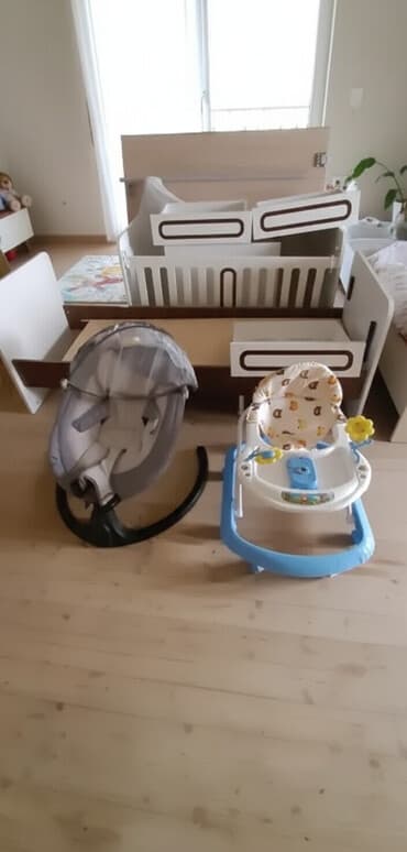 usaq ucun qolbaqlar: Korpe ninnisi ve maneji ikisi birlikde cemi 15 manat.ninninin adaptiri — 1