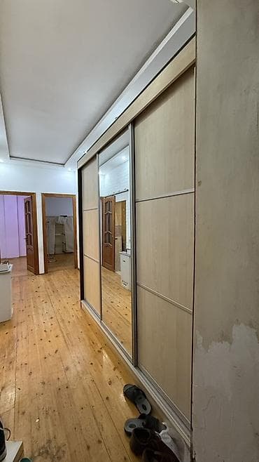 taxt setkasi: 3 qapılı, Güzgülü, Qəhvəyi, Taxta, Kupe, Düz dolab — 2