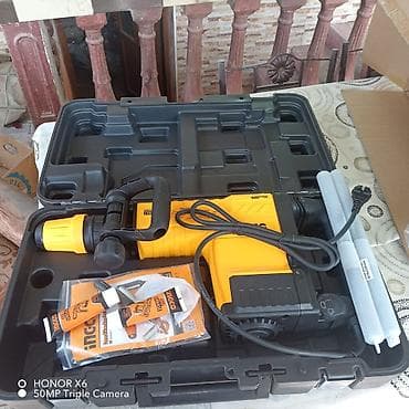 elektirik mişar: INGCO Demolition Breaker 1500W Xüsusiyyətlər: - Güc: 1500W - Zərbə — 1