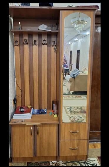 a class makasin qiymeti: Dolab 1.90 hundur,1metr uzunlugu,40 eni — 1