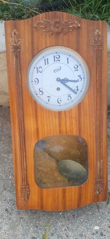 Divar saatları, Mexaniki, Saniyə əqrəbi