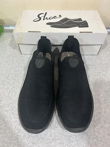 mibro lite 2: Qara slip-on kişi idman ayaqqabısı - Rəng: tam qara - Model: slip-on — 1