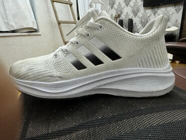 kişilər ucun qacış krossovkaları: Ağ rəngli yüngül idman ayaqqabısı - Üst hissə: nəfəsalan toxunma — 2