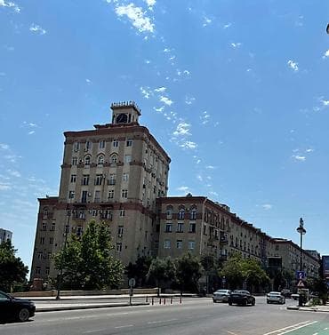 Daşınmaz əmlak: Bakı, 2 otaqlı, Köhnə tikili, m. Nizami, 65 kv. m — 1