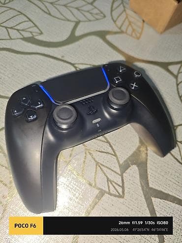 13 iphone pro: Play Station 5 pultu var Dual Sens 5 Orjinal qutusu var üstündə Pult a — 3