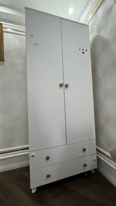 Ev üçün mebel: Oğlan və qız üçün, İşlənmiş, 2 qapılı, Açılan, Düz dolab — 2