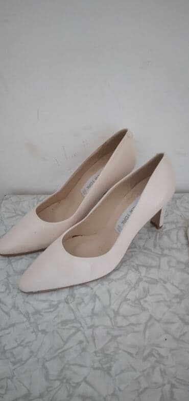 Tuflilər, Ölçü: 39.5, rəng - Bej, Yeni