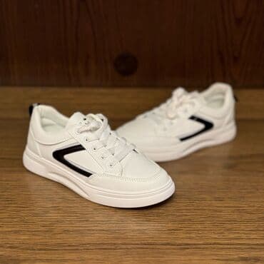 Ölçü: 36, rəng - Ağ, Yeni