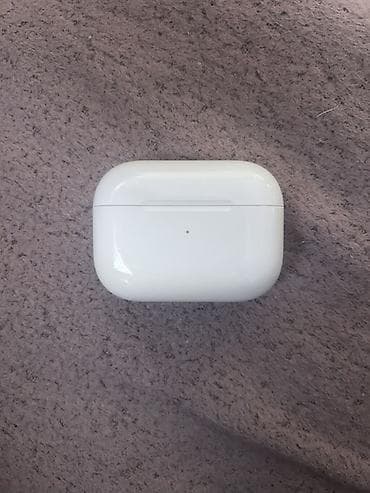 airpods i12: Apple AirPods Pro 1 (MagSafe şarj qutusu ilə). Sarj qutusu tep teze — 1
