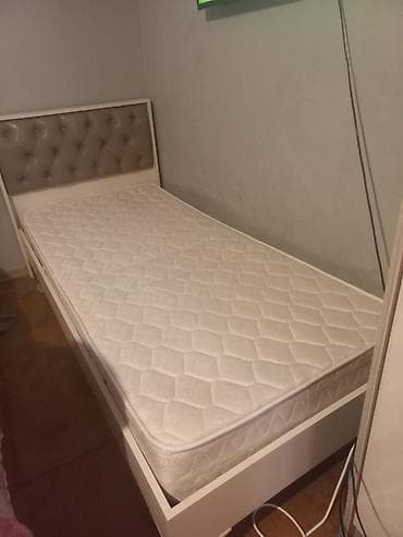 Çarpayi satilir prablemi yoxdur. Ölçu 2x95 sm Qiymeti 120 azn Unvan lalafo.az -da Çarpayi satilir prablemi yoxdur. Ölçu 2x95 sm Qiymeti 120 azn Unvan