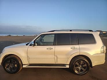 masin alisi: Mitsubishi Pajero: 3.8 l | 2007 il 340977 km Ofrouder/SUV — 4