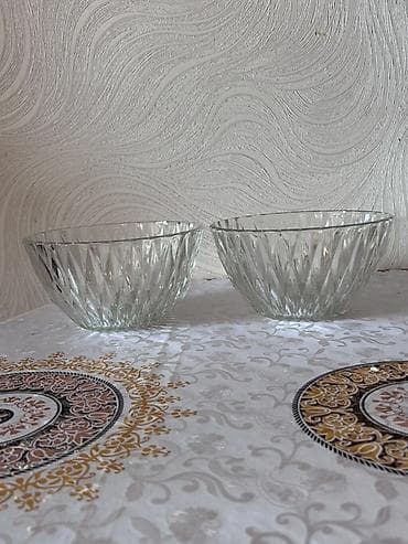 bagima qablar: Şüşə salat qabları — 2 ədəd dəst - Material: şəffaf, qalın şüşə - — 1