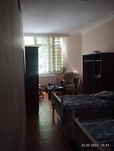 şu: Obyekt: Geniş mənzil/otaqlar Təsvir: - Geniş dəhlizli, hündür — 3