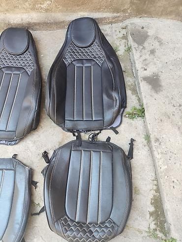 Təcili satılır kojadı cırığı söküyü yoxdu Kia sportage 2006 cı ilin — 2