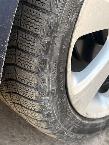 qar tekeri: İşlənmiş Disk təkər Hyundai 215 / 45 / R 17, 5 Boltlu — 2