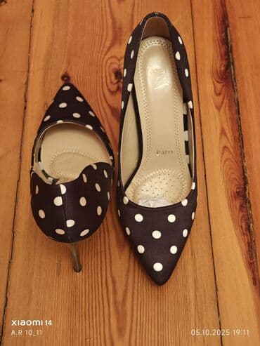 женские классические туфли на танкетке: Qadın ayaqqabıları – 2 cüt 1) Qırmızı klassik tufli - Material: zamşa — 8