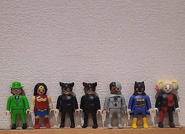 Kinder DC fiqurları The Riddler, Wonder Woman (2 ədəddir), Catwoman