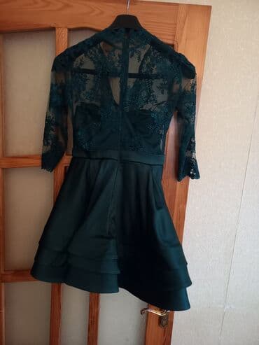 kiraye donlar bakida: Ziyafət donu.500azn tikilib.3dəfə geyinib.yeni kimidir.Ximçictka — 3