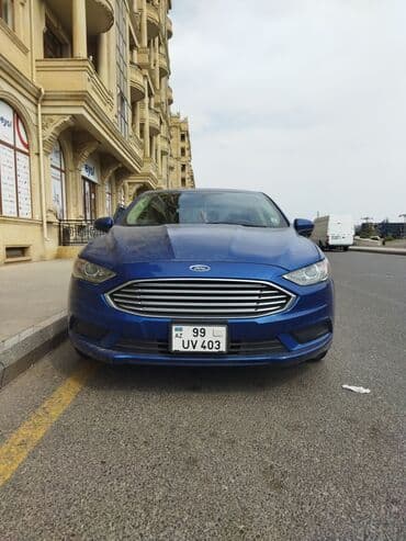 c klass mersedes: Ford Fusion: 1.5 l | 2017 il 117300 km Sedan — 8