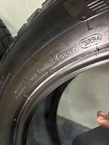 Yeni Şin Michelin 275 / 50 / R 22 — 4