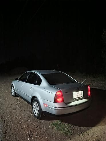 opel vektra a: Volkswagen Passat: 1.8 l | 2001 il Sedan — 5