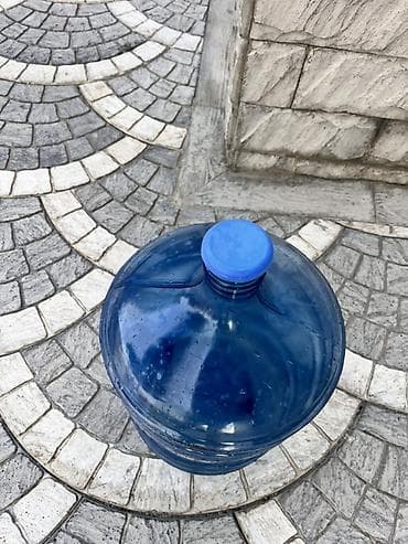 Qab-qacaq və mətbəx ləvazimatları: 20 litr su baçokları satılır ədədi 6 azn — 2